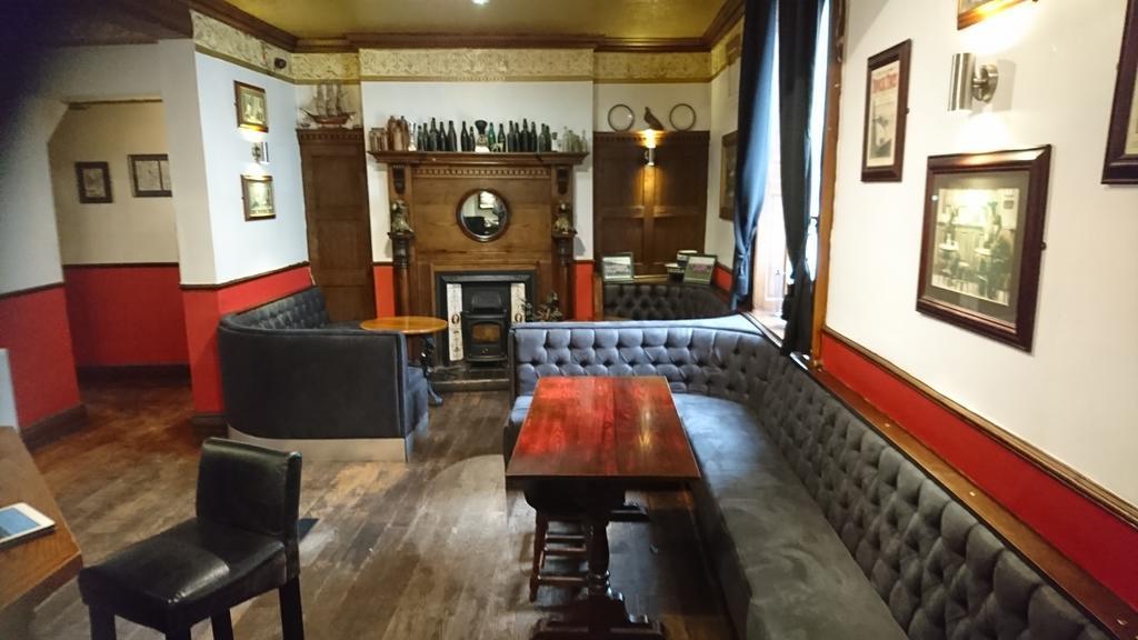 The King'S Head Hotel Keighley Bagian luar foto