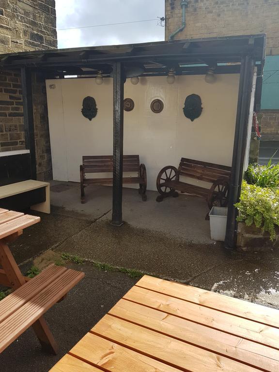 The King'S Head Hotel Keighley Bagian luar foto